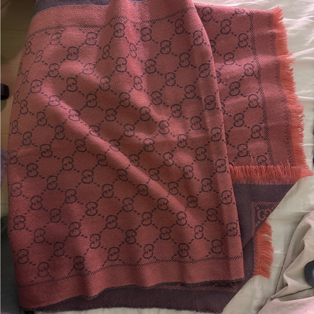 Gucci Rose and Brown GG Logo Reversible Scarf